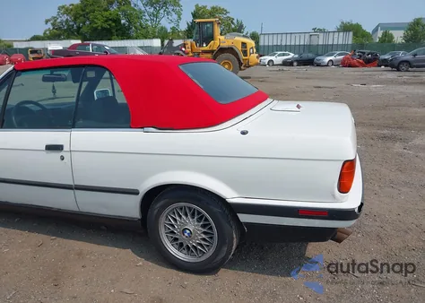 1991 BMW 325 Ic Automatic z USA, uszkodzony, nr VIN WBABB2315MEC25347